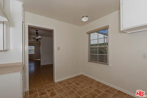 $950,000 | 5260 Parkglen Avenue, Los Angeles, CA 90043