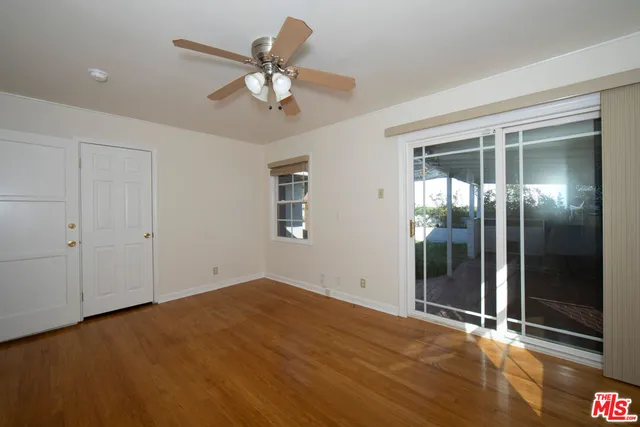 $950,000 | 5260 Parkglen Avenue, Los Angeles, CA 90043