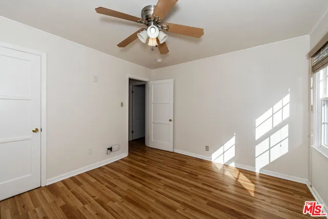 $950,000 | 5260 Parkglen Avenue, Los Angeles, CA 90043