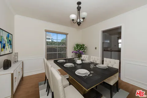$950,000 | 5260 Parkglen Avenue, Los Angeles, CA 90043
