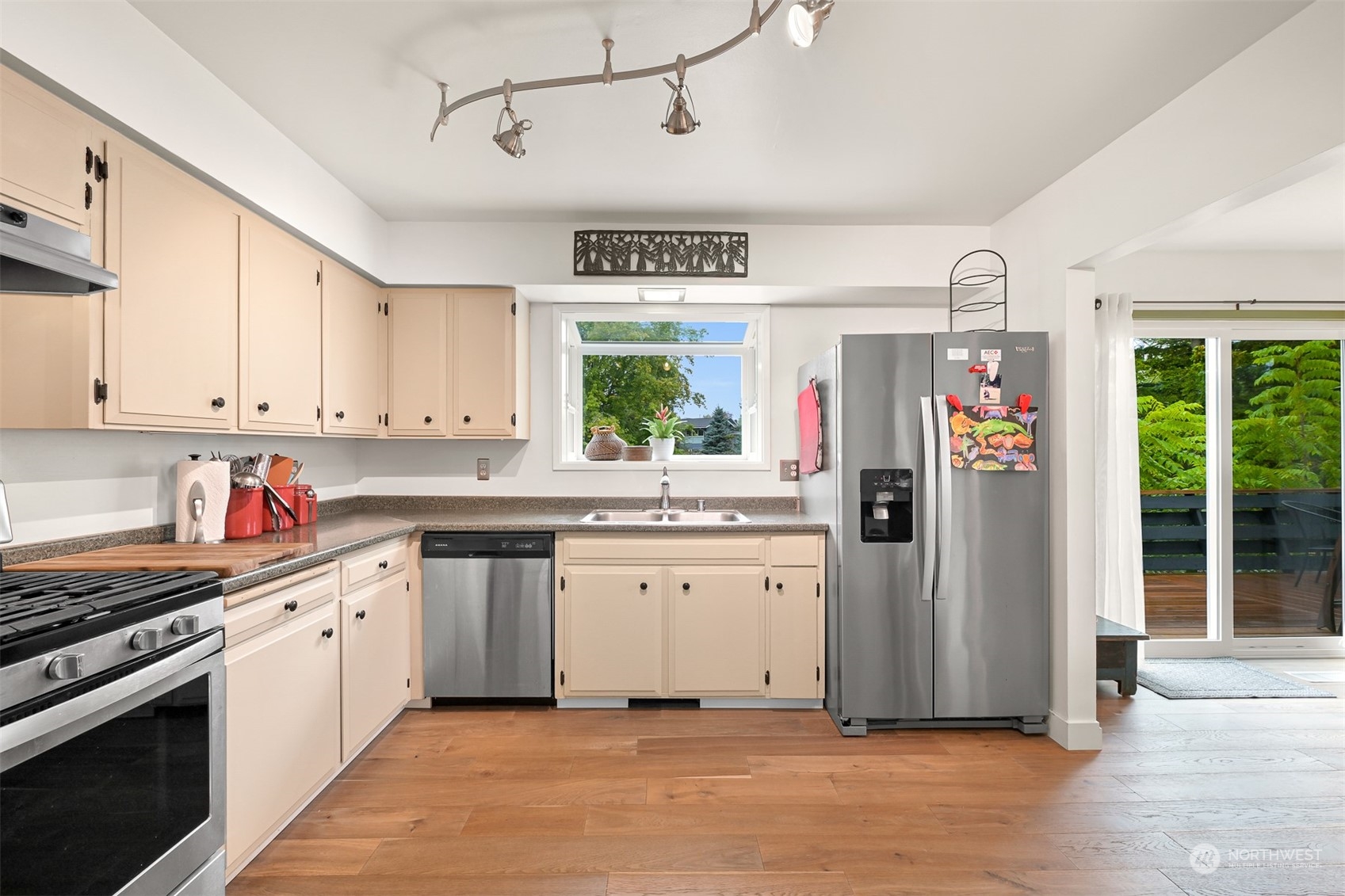 2842 McLeod Road Bellingham, WA 98225 - Photo 17 of 40 Gallery Image 17