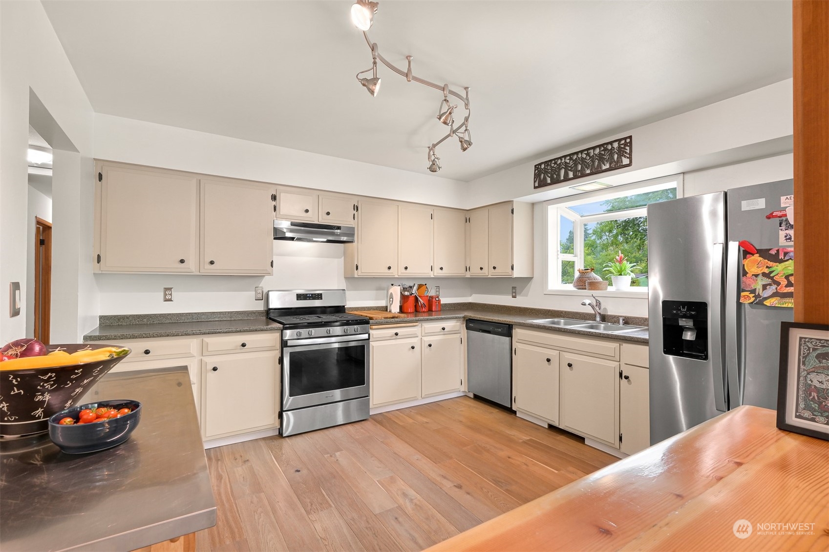 2842 McLeod Road Bellingham, WA 98225 - Photo 19 of 40 Gallery Image 19