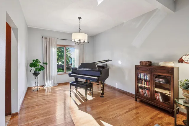 $649,999 | 144 Stacy Circle, Waconia, MN 55387