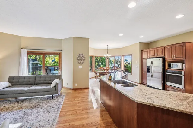 $649,999 | 144 Stacy Circle, Waconia, MN 55387