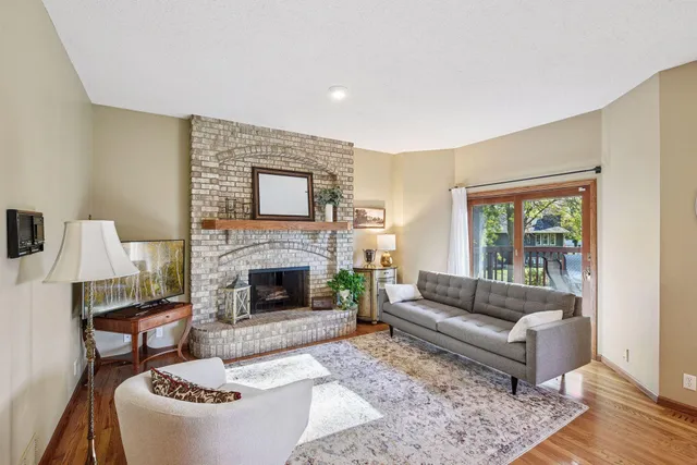 $649,999 | 144 Stacy Circle, Waconia, MN 55387