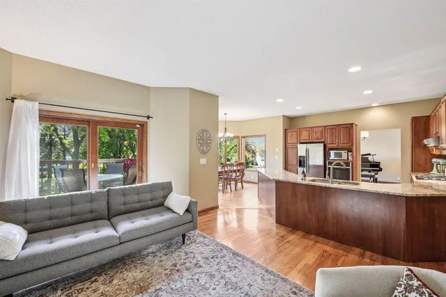 $649,999 | 144 Stacy Circle, Waconia, MN 55387