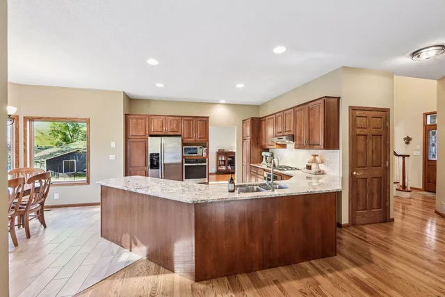 $649,999 | 144 Stacy Circle, Waconia, MN 55387