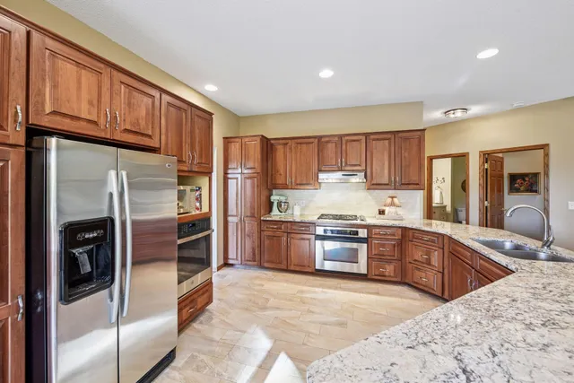 $649,999 | 144 Stacy Circle, Waconia, MN 55387