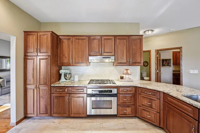 $649,999 | 144 Stacy Circle, Waconia, MN 55387