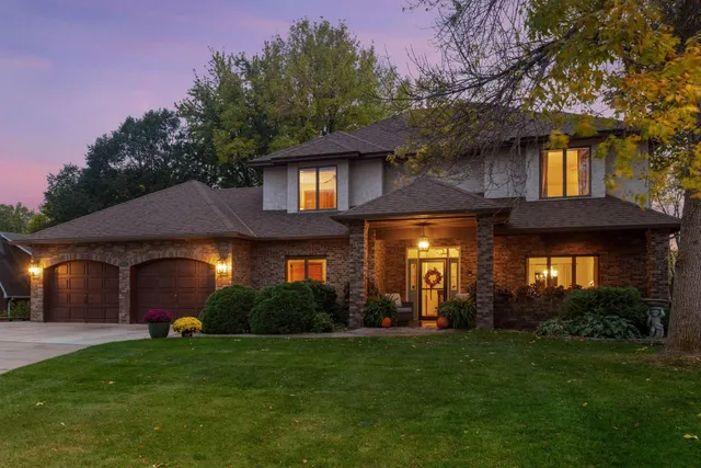 $649,999 | 144 Stacy Circle, Waconia, MN 55387