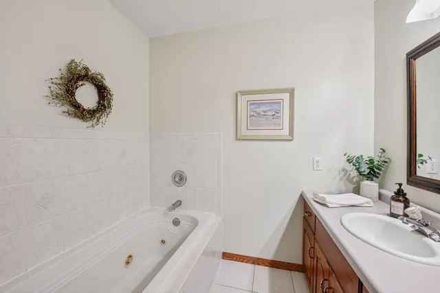 $649,999 | 144 Stacy Circle, Waconia, MN 55387