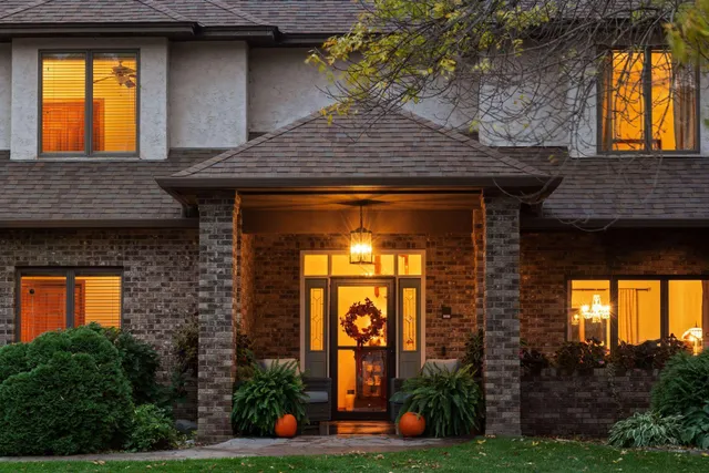 $649,999 | 144 Stacy Circle, Waconia, MN 55387