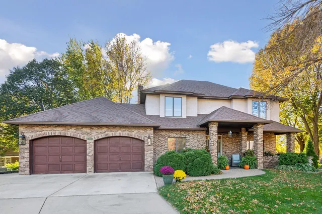 $649,999 | 144 Stacy Circle, Waconia, MN 55387