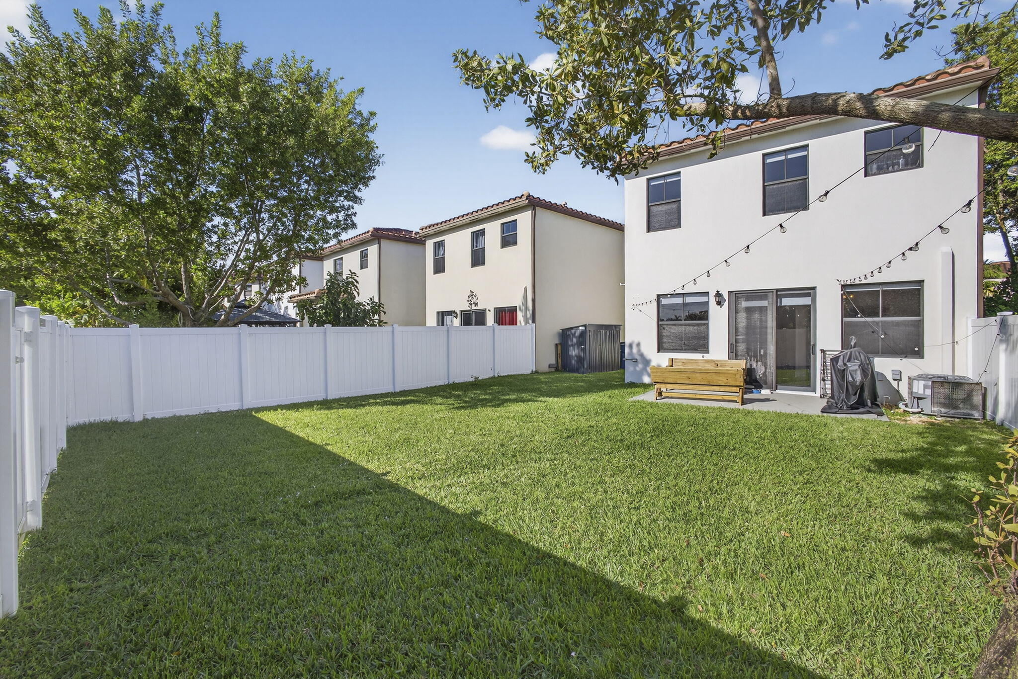 6017 Pine Tree Way Riviera Beach, FL 33410 - Photo 43 of 61 43-web-or-mls-BS1A7478
