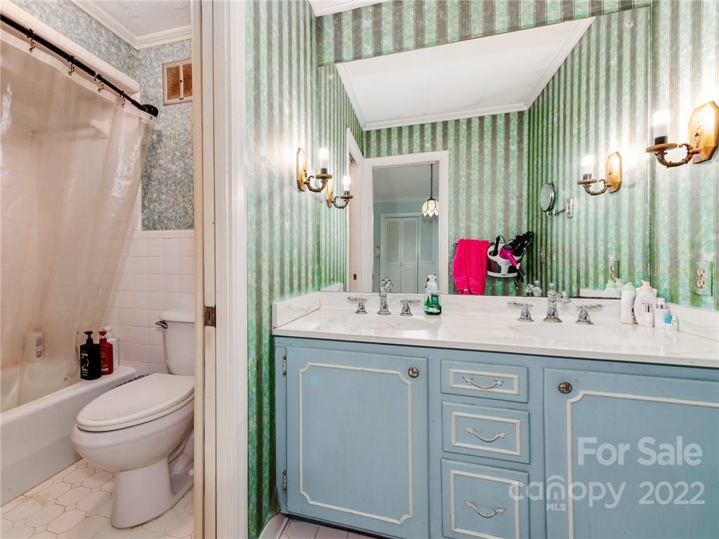500 Queens Road Cherryville, NC 28021 - Photo 20 of 47 Gallery Image 20