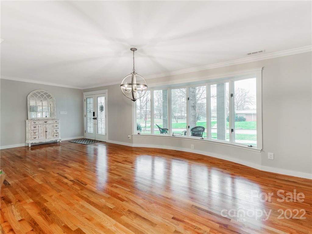 500 Queens Road Cherryville, NC 28021 - Photo 8 of 47 Gallery Image 8