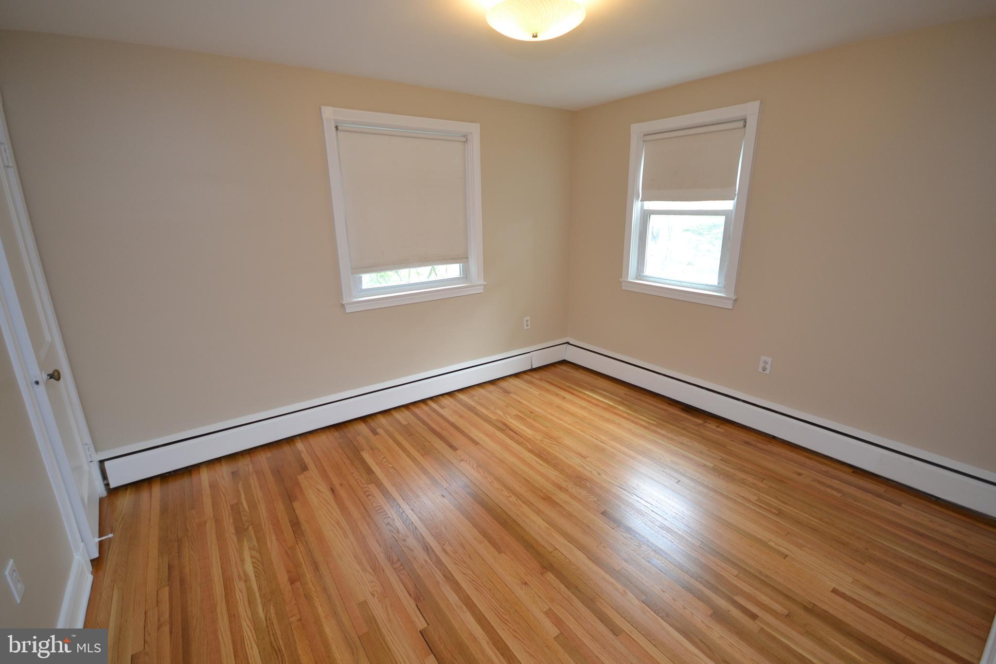 7004 Deerfield Road Baltimore, MD 21208 - Photo 16 of 29 Gallery Image 16