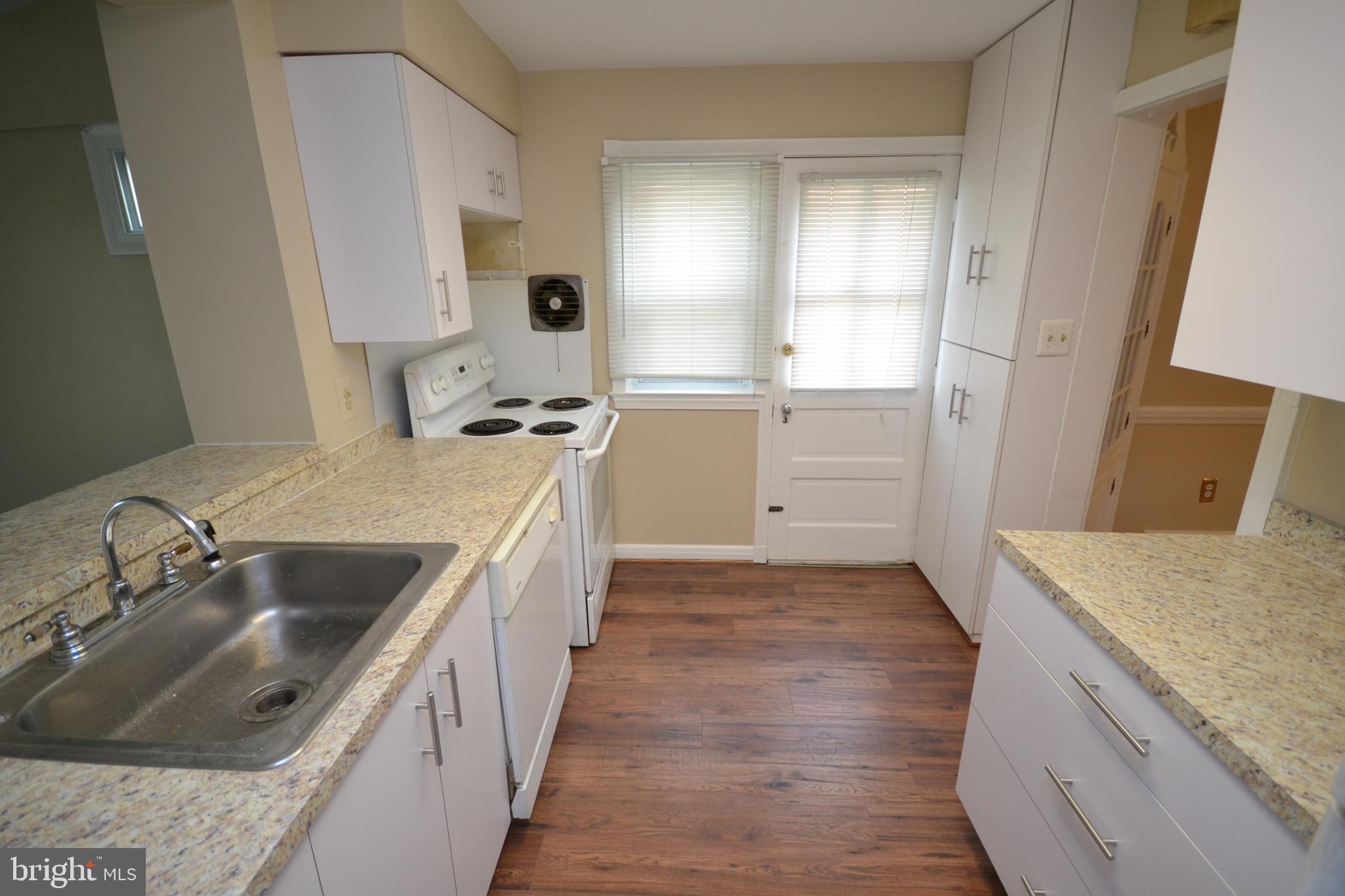 7004 Deerfield Road Baltimore, MD 21208 - Photo 9 of 29 Gallery Image 9