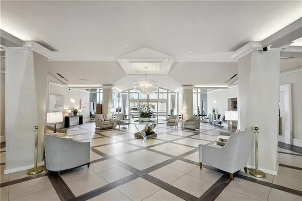 $229,000 | 2100 St Charles Avenue, Unit 7A, New Orleans, LA 70130