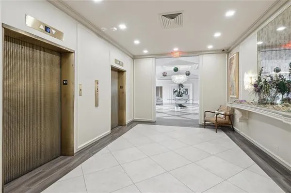 $229,000 | 2100 St Charles Avenue, Unit 7A, New Orleans, LA 70130