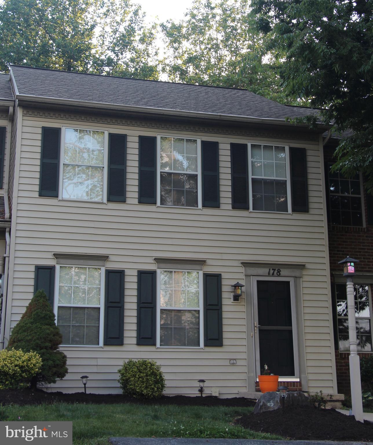 178 Old Hershey Road Elizabethtown, PA 17022 - Photo 3 of 24 Gallery Image 3