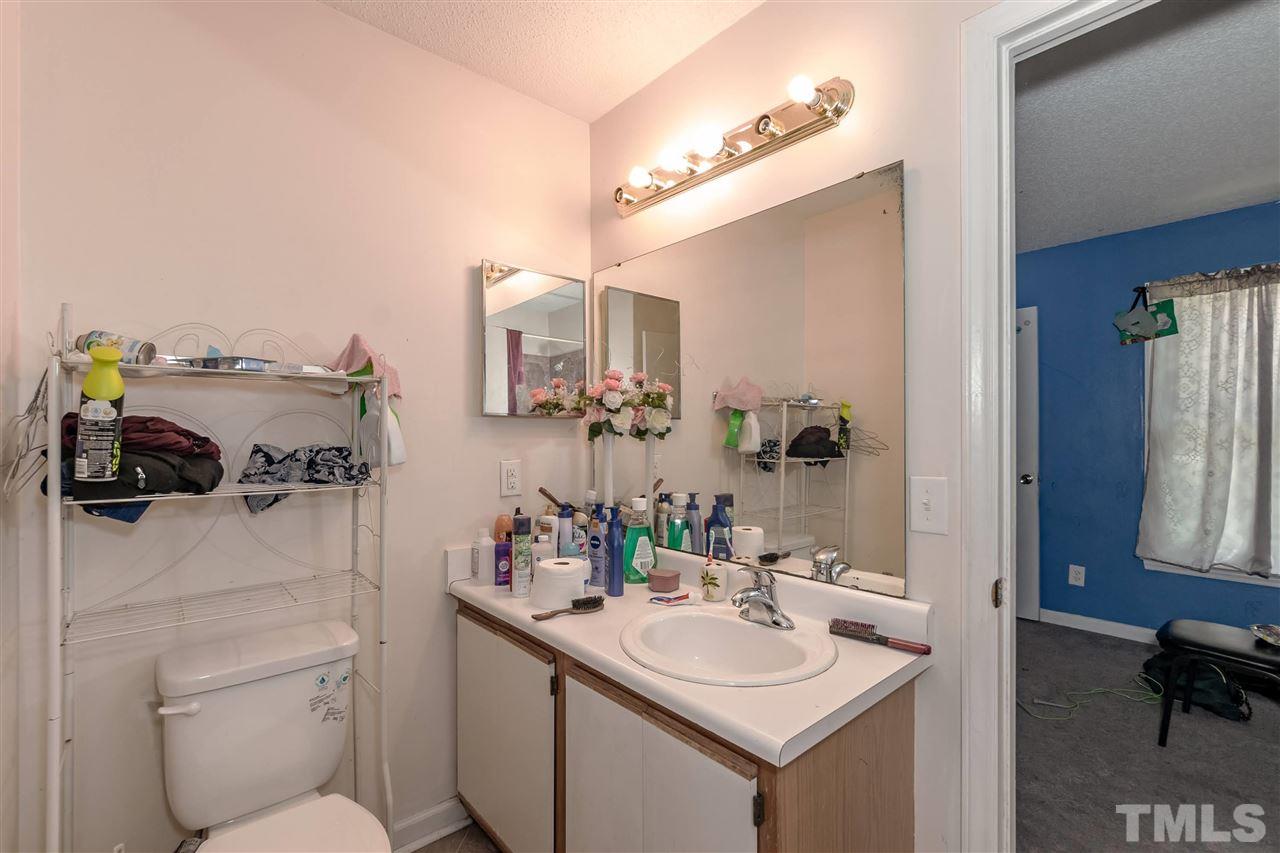 5605 Continental Way Raleigh, NC 27610 - Photo 17 of 22 Gallery Image 17