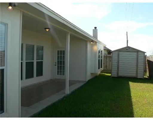 a view of an entrance of the house