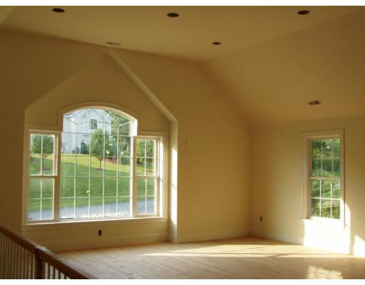 170 Heritage Hill Road Windham, NH 03087 - Photo 6 of 9
