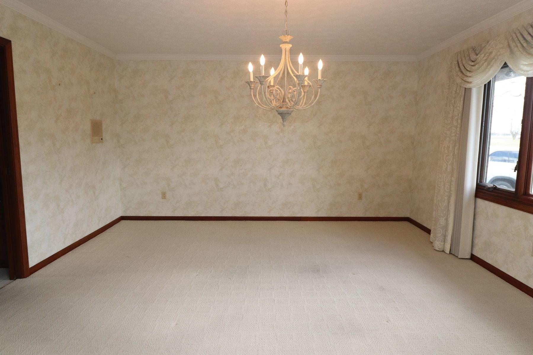 1099 Cole Road Galloway, OH 43119 - Photo 15 of 55 Gallery Image 15