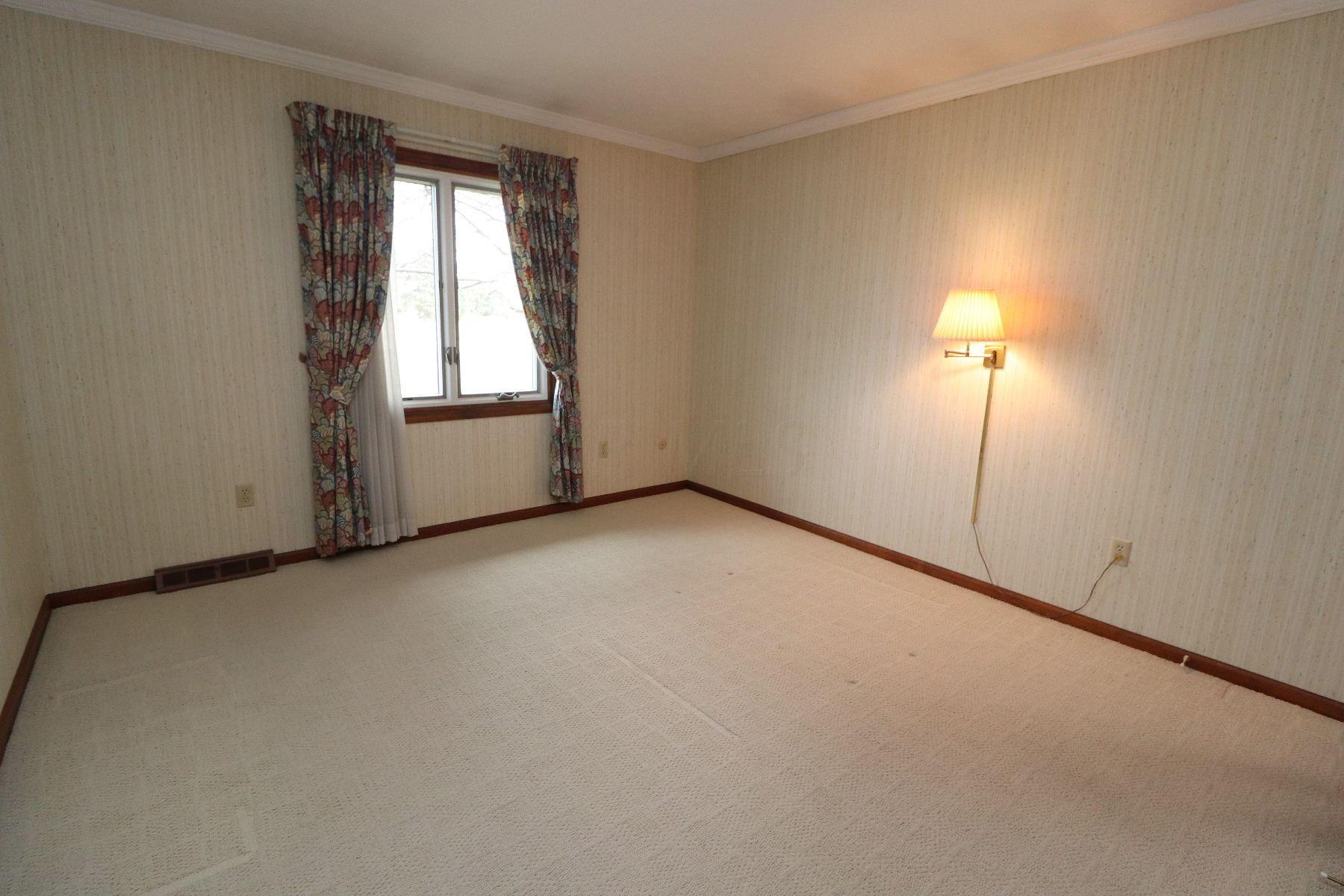 1099 Cole Road Galloway, OH 43119 - Photo 35 of 55 Gallery Image 35