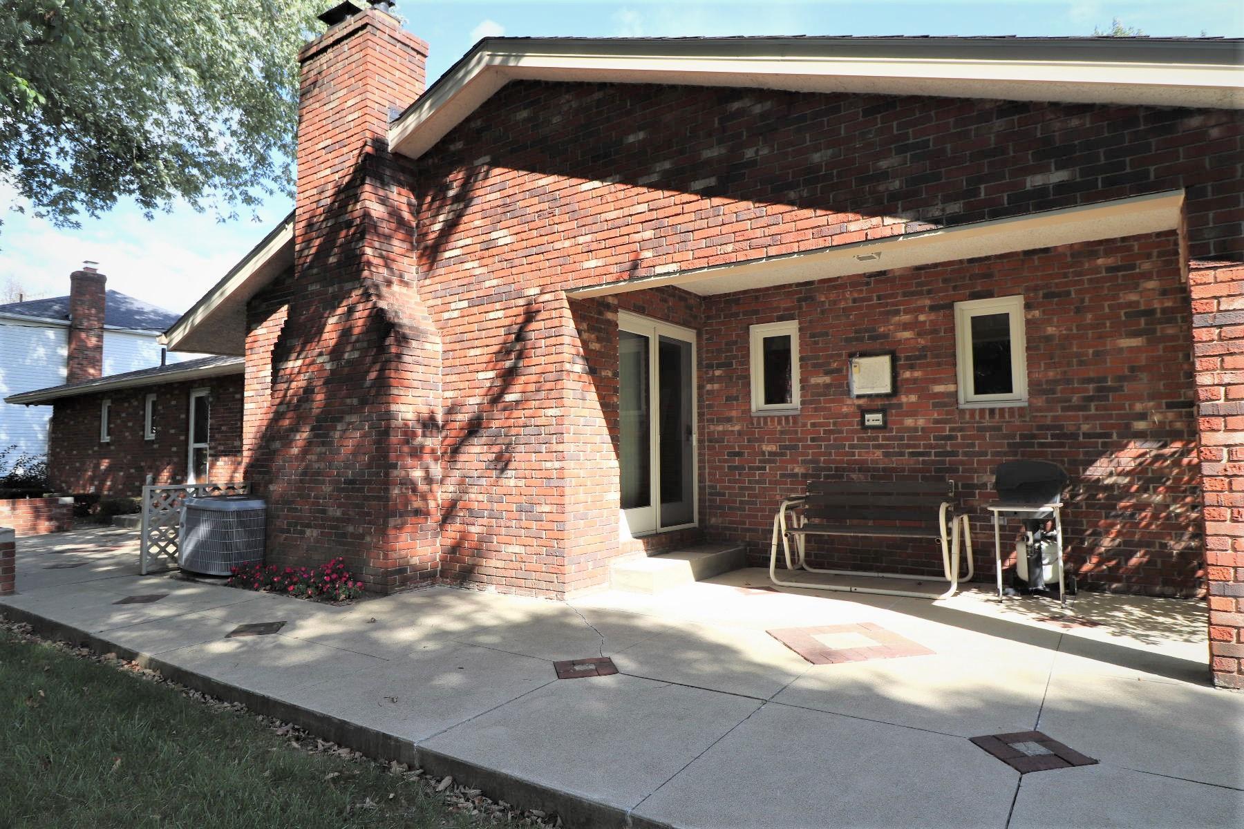 1099 Cole Road Galloway, OH 43119 - Photo 4 of 55 Gallery Image 4