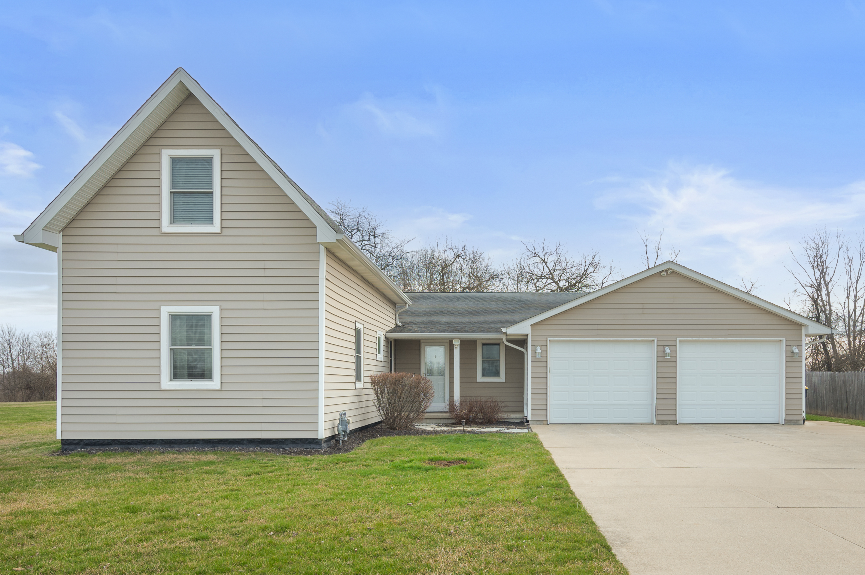 700 North Pendleton Avenue Pendleton, IN 46064 - Photo 3 of 28
