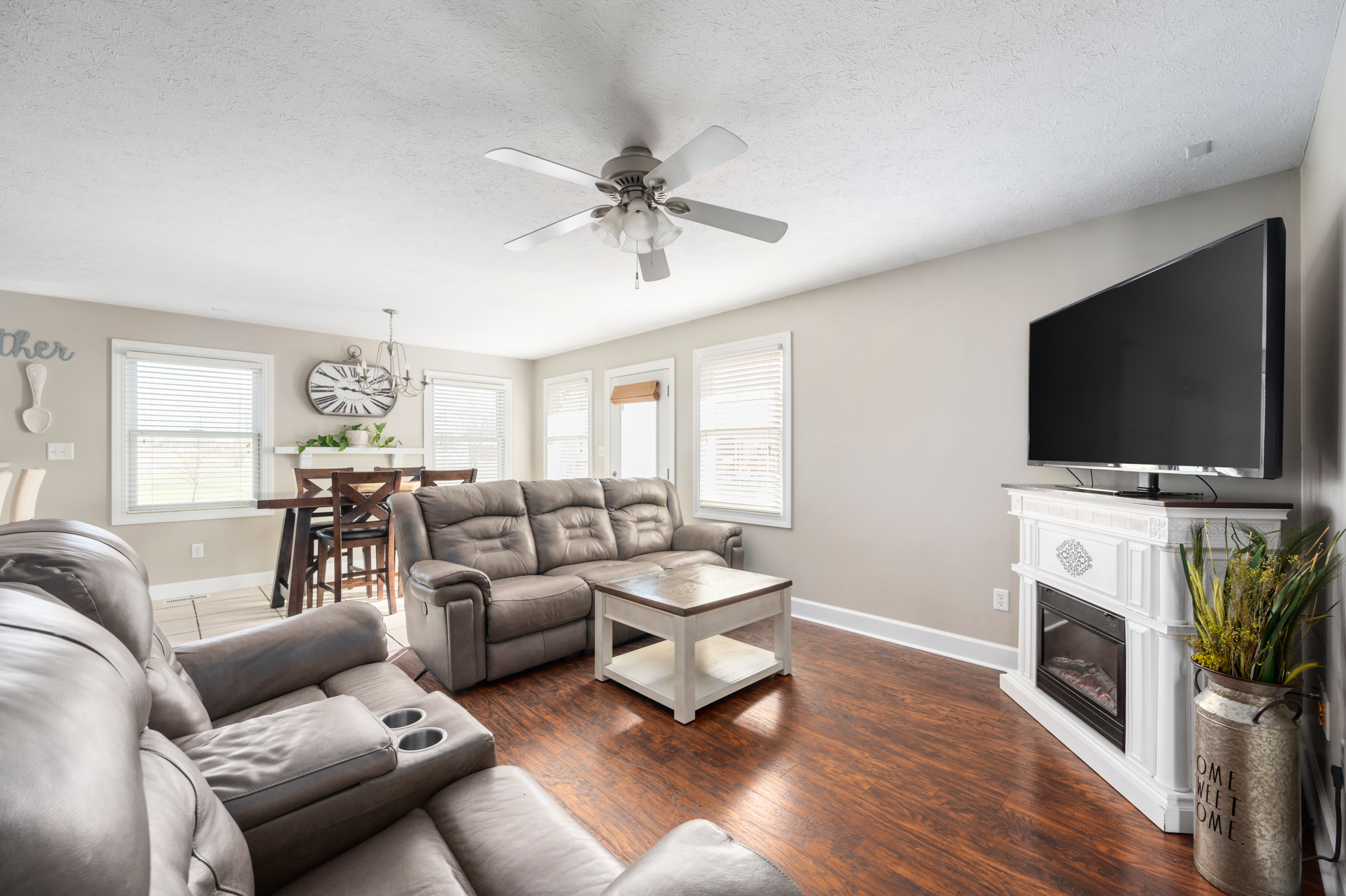 700 North Pendleton Avenue Pendleton, IN 46064 - Photo 5 of 28