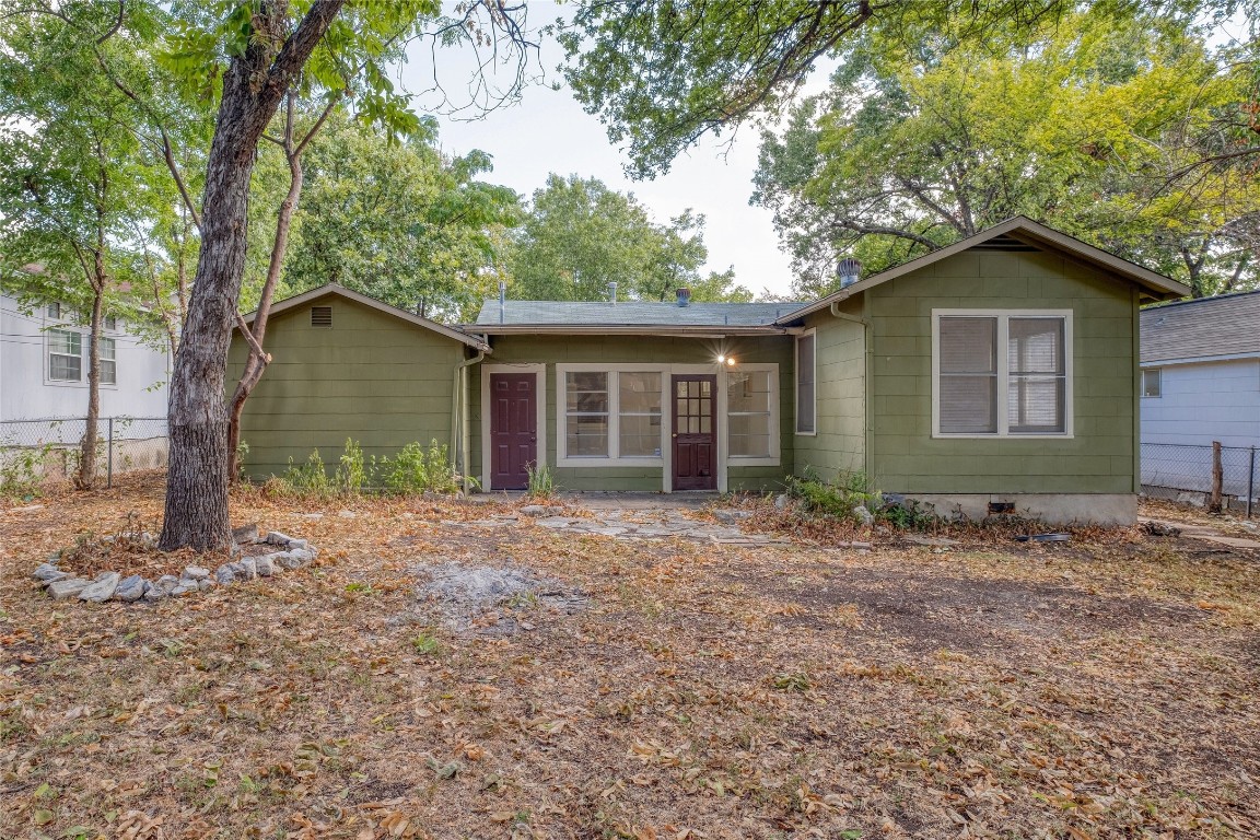 611 Genard Street Austin, TX 78751 - Photo 24 of 26 a house with a outdoor space