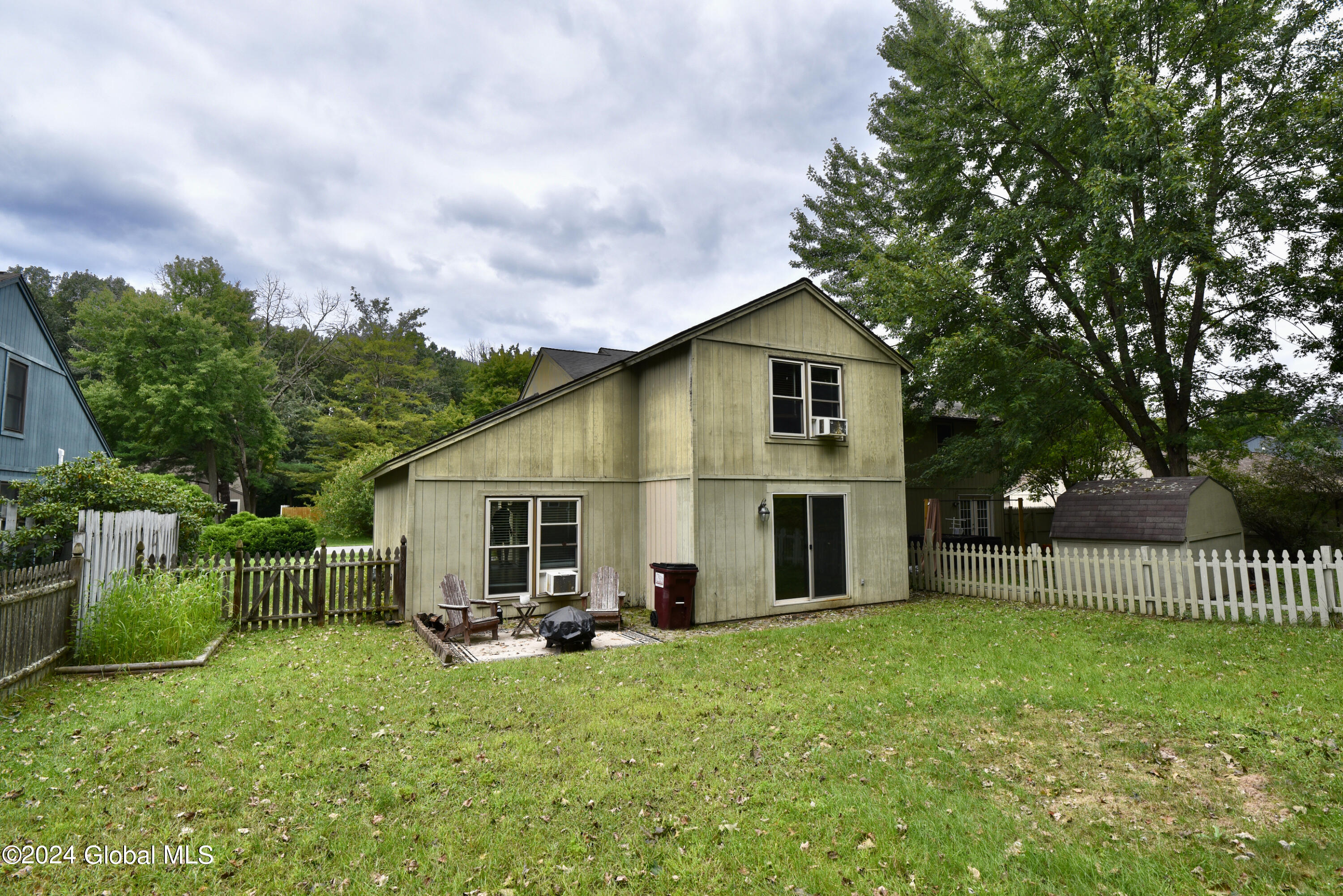 35 Thimbleberry Road Malta, NY 12020 - Photo 43 of 48 43