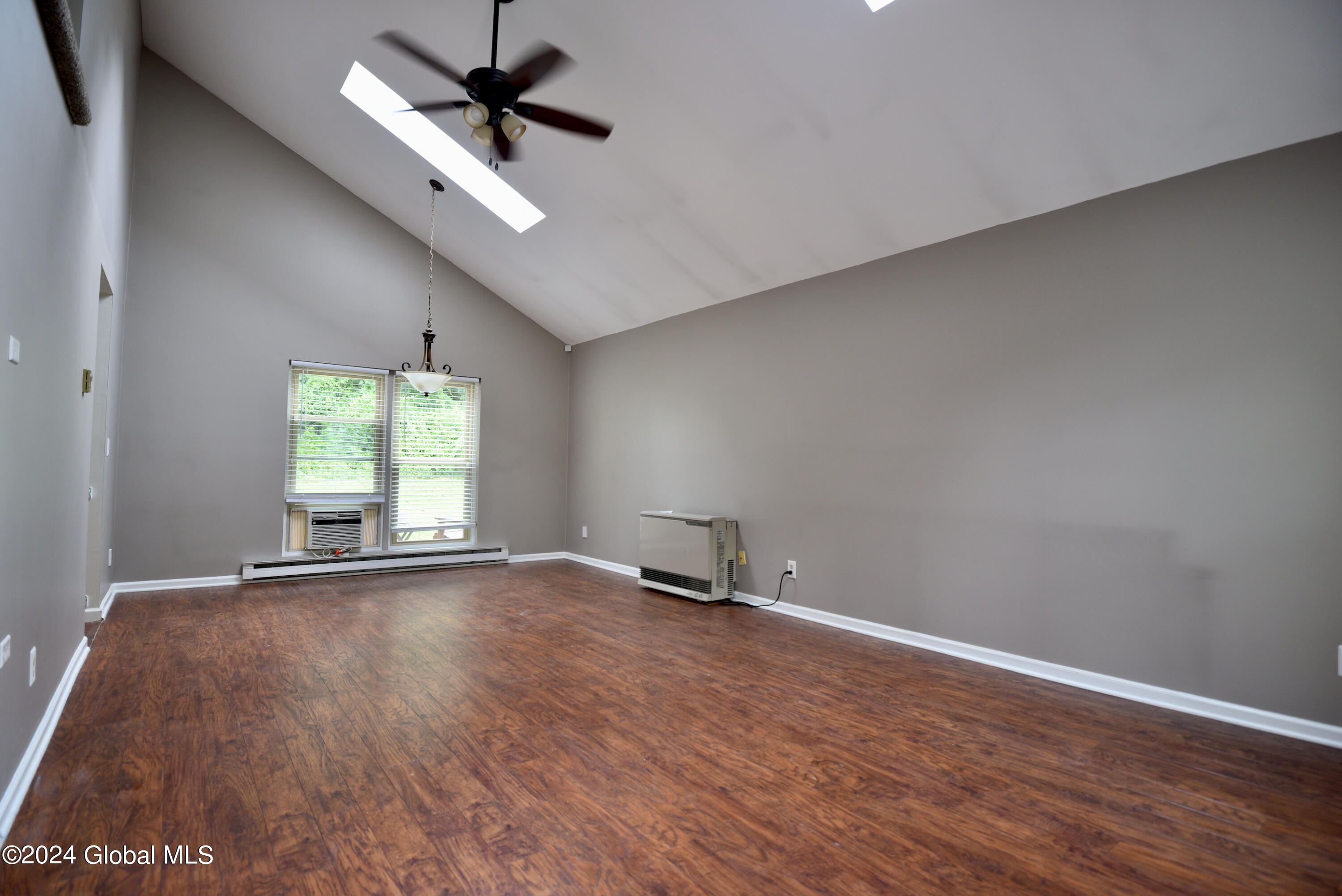 35 Thimbleberry Road Malta, NY 12020 - Photo 6 of 48 6