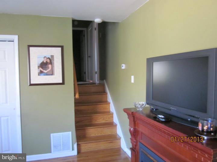 558 Westminster Road Deptford, NJ 08090 - Photo 5 of 24 Gallery Image 5