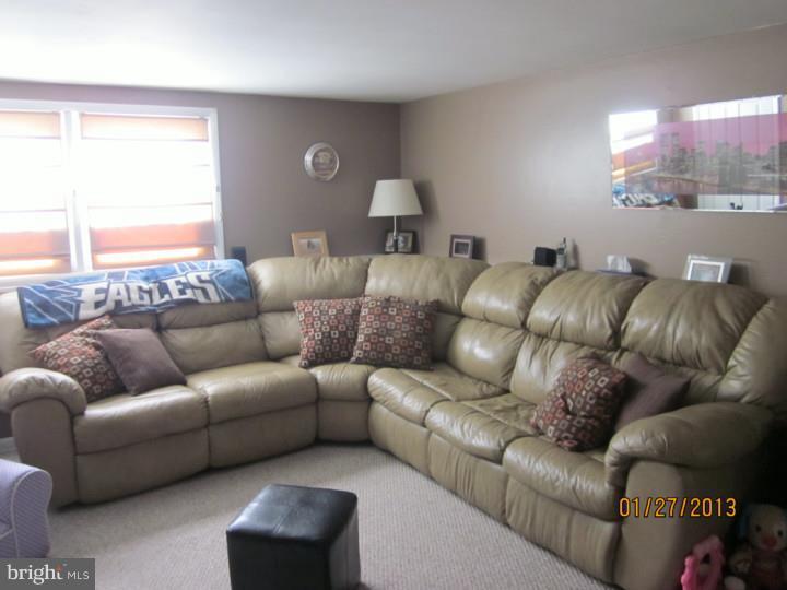 558 Westminster Road Deptford, NJ 08090 - Photo 7 of 24 Gallery Image 7