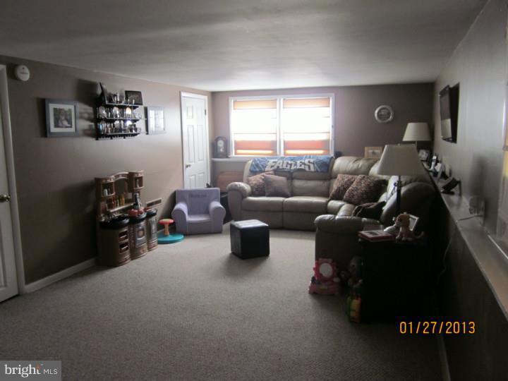 558 Westminster Road Deptford, NJ 08090 - Photo 8 of 24 Gallery Image 8