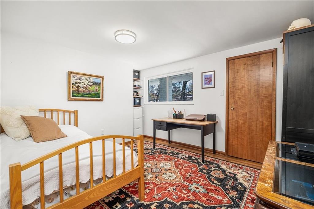 912 West Sutter Road Glenshaw, PA 15116 - Photo 19 of 39 Gallery Image 19