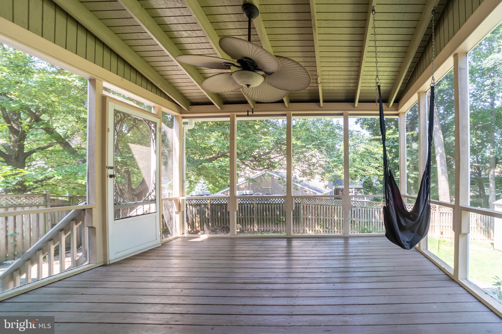 1233 Cooper Station Road Herndon, VA 20170 - Photo 24 of 27 Screened-in Porch