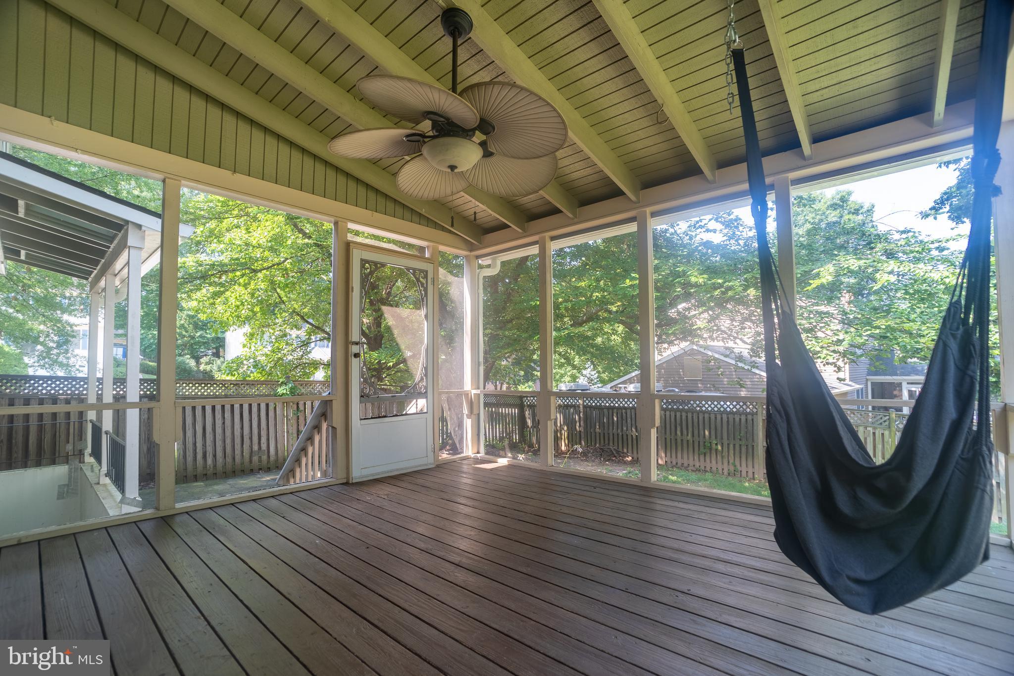 1233 Cooper Station Road Herndon, VA 20170 - Photo 25 of 27