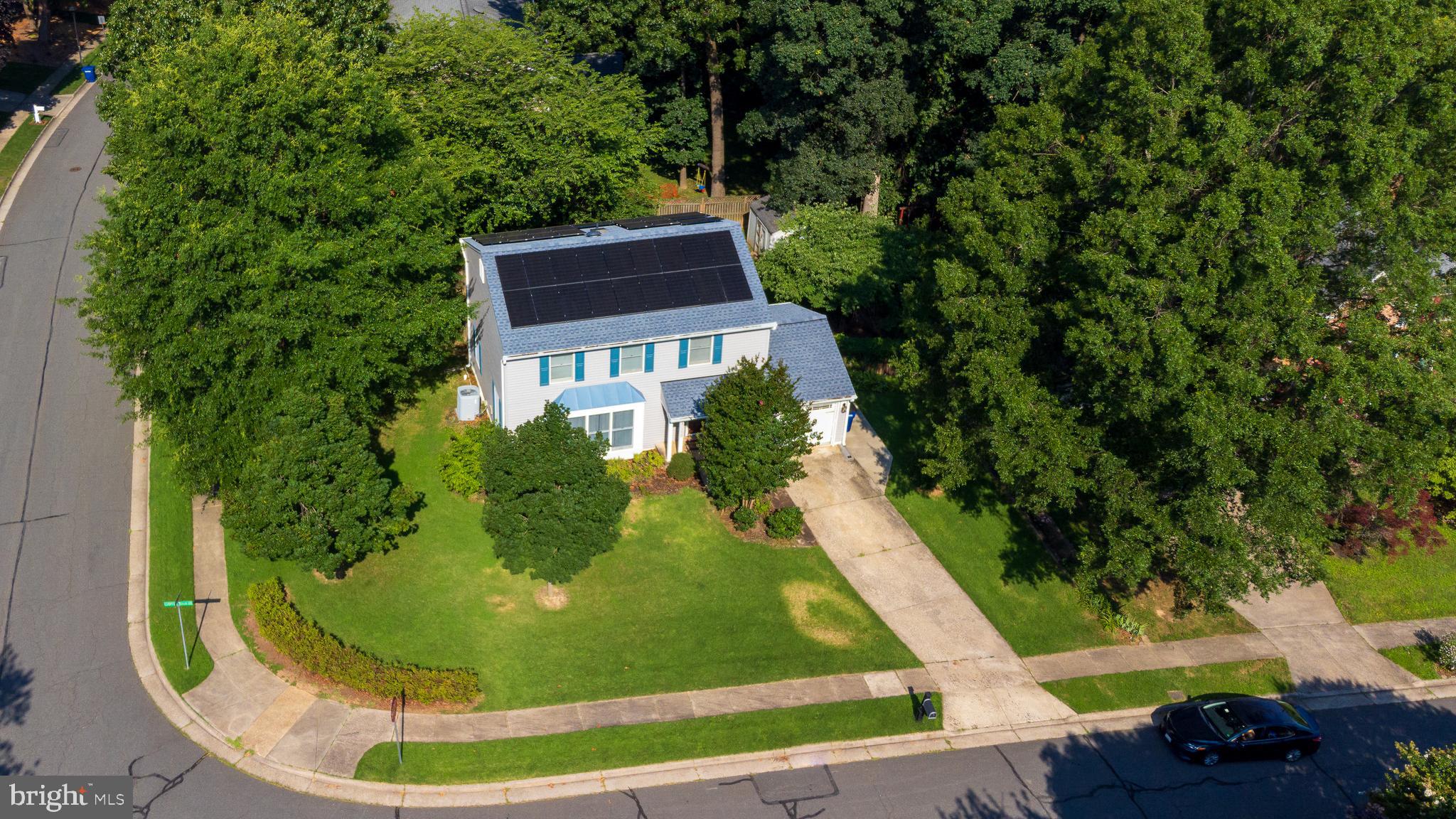 1233 Cooper Station Road Herndon, VA 20170 - Photo 3 of 27