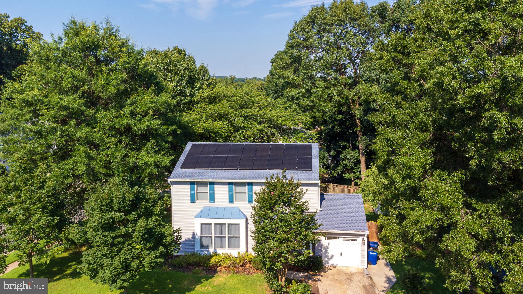 1233 Cooper Station Road Herndon, VA 20170 - Photo 4 of 27