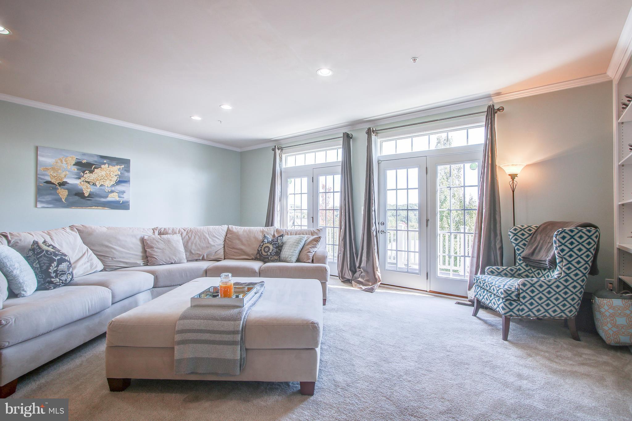 8119 Westside Boulevard Fulton, MD 20759 - Photo 14 of 30 Living Room