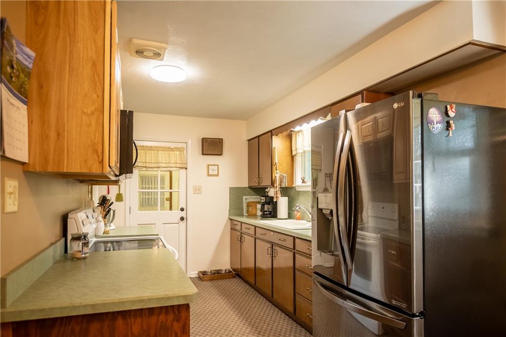 290 Habarka Road West Middlesex, PA 16159 - Photo 8 of 22 Gallery Image 8