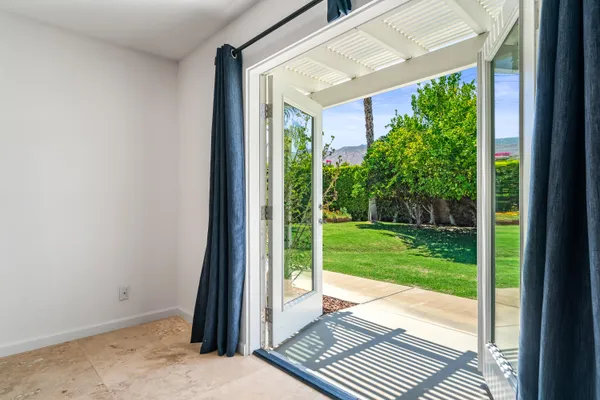 $998,000 | 2898 North Sunrise Way, Palm Springs, CA 92262