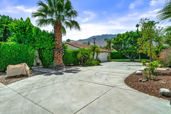 $998,000 | 2898 North Sunrise Way, Palm Springs, CA 92262