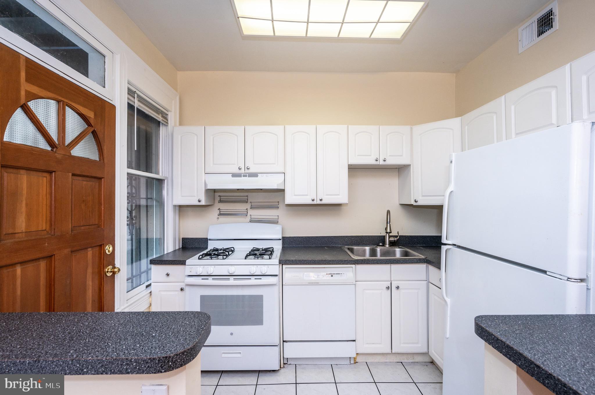 1713 Euclid Street Northwest, Unit 2 Washington, DC 20009 - Photo 3 of 21