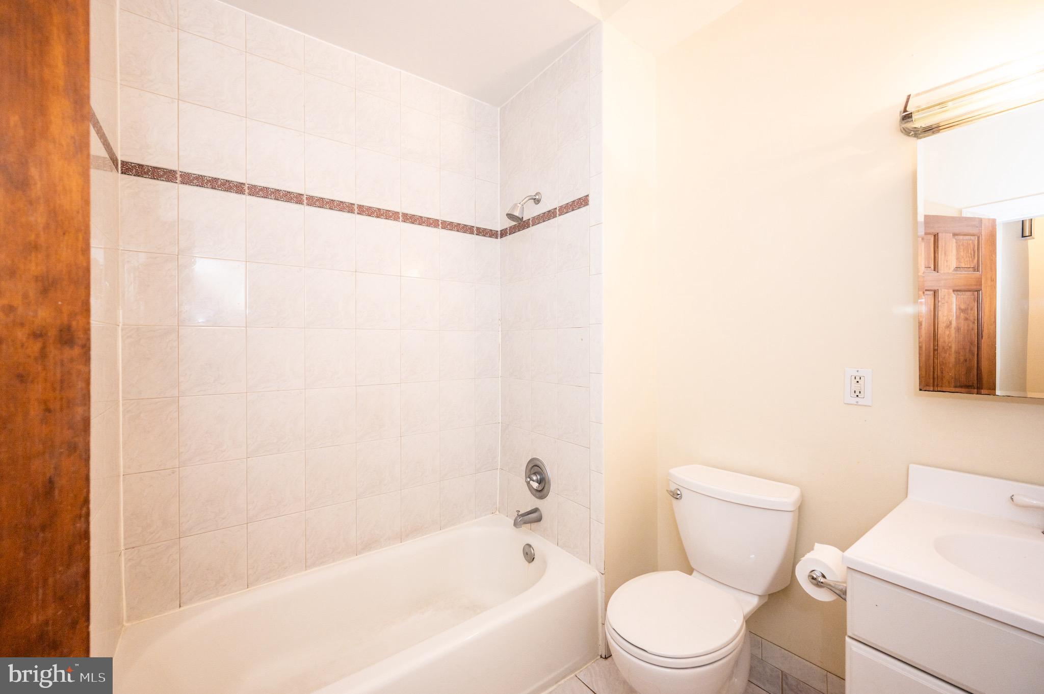 1713 Euclid Street Northwest, Unit 2 Washington, DC 20009 - Photo 10 of 21